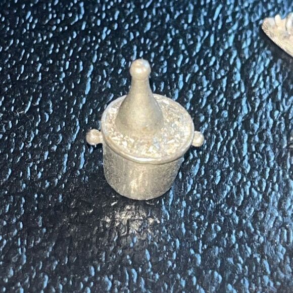 1997 Monopoly Napa Valley pewter pieces 8￼ - Picture 5 of 11